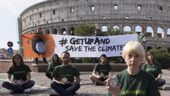 Clima, Greenpeace suona la sveglia anche in Italia: “Stop petrolio e carbone”
