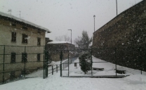 Neve a Dossena in provincia di Bergamo