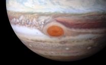 Telescopio spaziale Hubble cattura nuove immagini della Grande Macchia Rossa di Giove