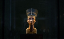 Nefertiti, spazi segreti nella tomba di Tutankhamon