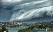 Uno spettacolare Tsunami di Nuvole invade Sydney