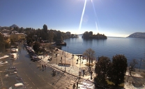 Torna a splendere il sole sul Lago Maggiore, dopo l’intensa nevicata di ieri