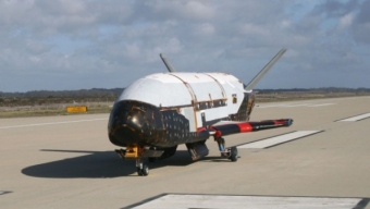 X-37B, rientra dopo 2 anni lo Shuttle segreto del Pentagono