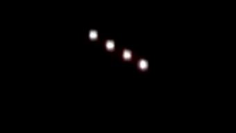Enorme UFO avvistato sulla città di Cleveland, Stati Uniti
