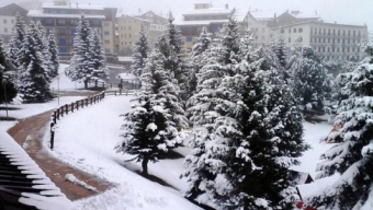 Maltempo: prima neve a Sestriere, coltre bianca di 15cm