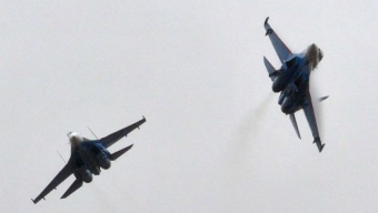 La Russia ordina alle forze della coalizione USA di “sgomberare” dallo spazio aereo della Siria