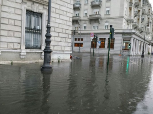 14giu2015.piazzaunitàallagata3