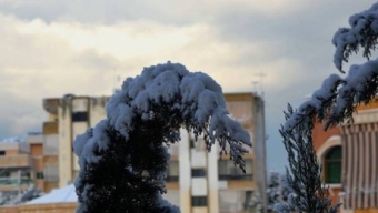 Neve in collina in Libano, Giordania e Siria