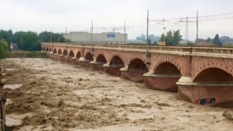 Maltempo, piogge torrenziali al Centro/Nord: fase di preallarme per il fiume Reno nel Bolognese