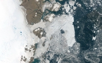 Allarme Clima: la NASA conferma lo scioglimento dei grandi ghiacciai “Zachariae Isstrom” e “Nioghalvfjerdsfjorden” in Groenlandia!