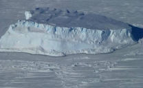 ANTARTIDE: ICEBERG GRANDE COME LA LIGURIA, libero di muoversi in aperto oceano