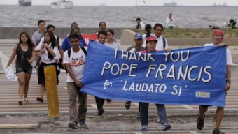 Papa Francesco: Arriva enciclica sull’ambiente ‘Laudato si”. “Popoli hanno pagato salvataggio banche”