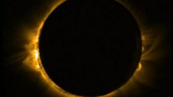 Mercoledì eclissi totale di Sole con la ‘super luna nera’